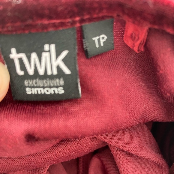 Velvet Dress XS - Picture 3 of 3